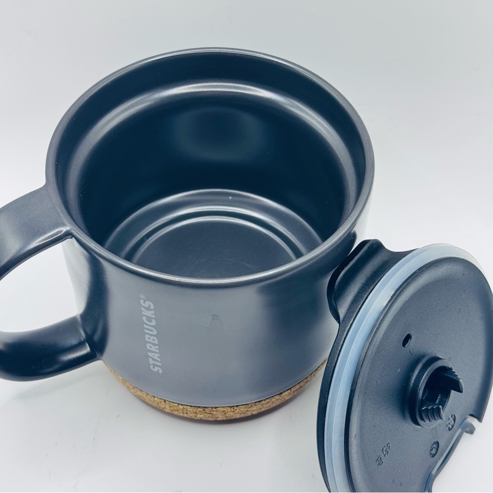 Starbucks STARBUCKS 2016 Brown Ceramic CORK BOTTOM Coffee MUG w/TRAVEL LID 12oz. - Picture 3 of 9